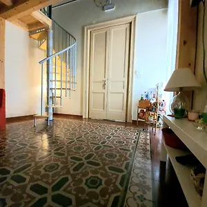 Lina's House CTA